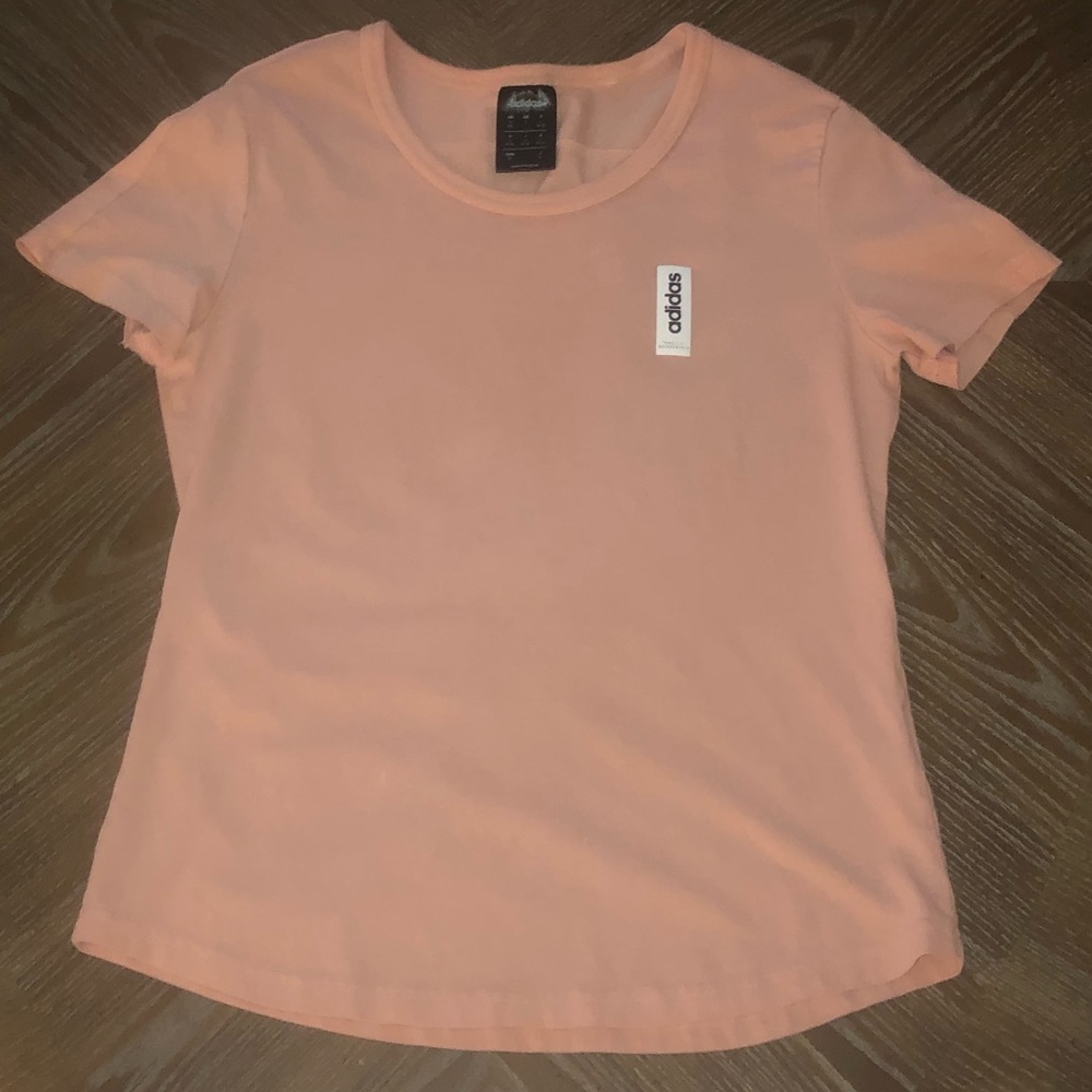 Woman’s Adidas shirt